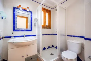 Villa Balena with heated pool - Image 4
