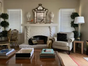 Historic Mediterranean Two Bedroom Retreat - Image 2
