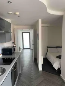 1 Bed Flat - Sleeps 2 - Wifi - Image 4