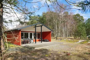 6 personer fritidhus i Aakirkeby - Image 1