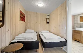 2 Bedroom Beautiful Home In Roslev - Image 4