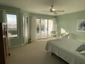 Bayside Retreat with Fabulous Views, Short walk to the Beach, Marvelous Sunsets - Image 5