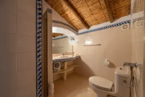 Secluded Villa with private pool and sea view terraces - Image 4