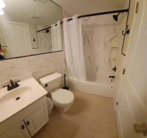 Brigantine Beach Ocean Front Townhouse - Image 3