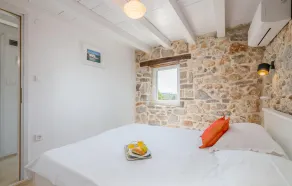 Beach Front Home In Brzac - Image 5