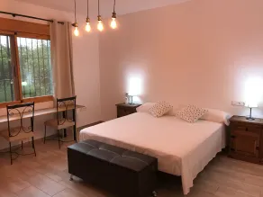 Bedstemødre bondegård blandt orange træer - Image 5