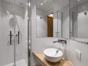 Appartement moderne proche centre, 3 chambres - Image 2