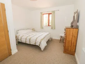Hen Stabl, LLANGOED - Image 3