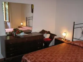 Wohnung in Villa mit Garten und PoolWohnung in einer Residenz - Image 4