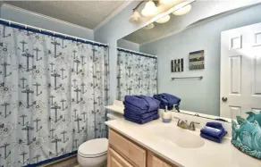 Beachfront Oceanside Condo. Incredible view: Channel Marker  - Image 4