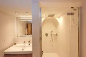 (06) Comfort vacation apartment with south-east-facing balcony, approx. 67 sqm - Image 2