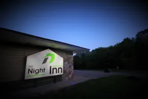 The Night Inn - Image 4