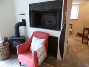 A cosy Cotswold cottage near Blenheim Palace, Oxford, - Image 2