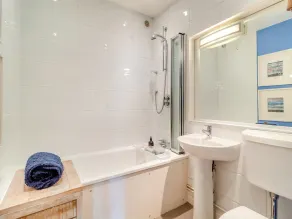 3 chambres à coucher à Saxmundham - Image 2