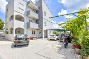 Apartments Juro (81781-A1) - Rogoznica - Image 5
