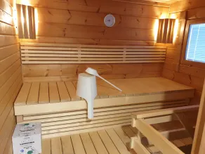 Adeli Holiday Cottage Ellivuori with hot tube and grill hut - Image 2