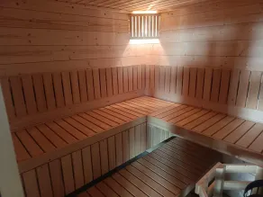 Comfortable holiday home, pool, sauna, jacuzzi - Image 4