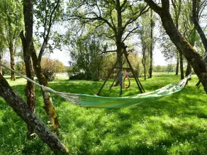 Beautiful authentic holiday home with pool - Image 3