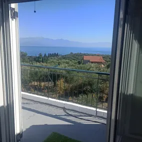 Apartment above Peroulia beach near Koroni - taverna in front of the house - Image 4