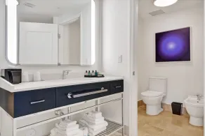 Premium Ocean One Bedroom Suite in Fontainebleau - Image 5