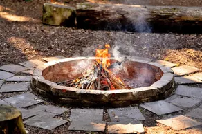 Romantic Glamping Woodland Escape, No Deposit - Image 2