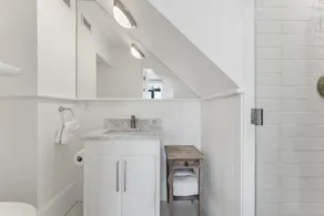 Acqua Cottage & Carriage House - Image 5