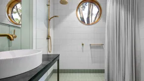 Axbridge - designer retreat in Flinder Village - Image 5