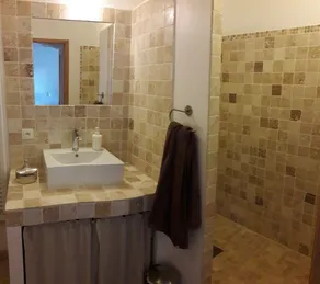 Hermosa casa de pueblo a 10 minutos de Uzès - Image 3