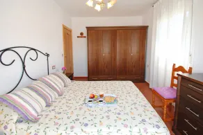 Bella casa di campagna privata (6P) con piscina e magnifica vista. - Image 4