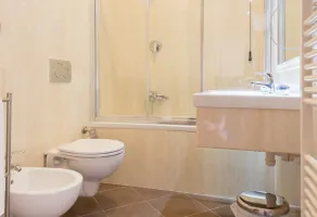 Hotel Cremona - Image 4