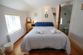 Cottage with Covered  Hot Tub 38C sleeps 6 Godshill New Forest National Park - Image 5