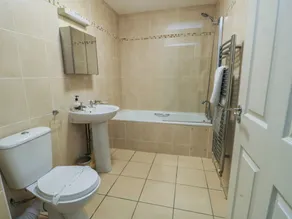 Benllech Coastal Retreat - Image 3