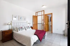 Holiday Home \"Cabo\" with Sea View and Private Terrace - Image 4