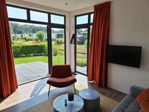 Chalet with 2 bedrooms and a terrace - Image 5