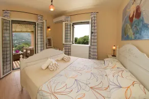 Villa Alkioni, Stamoulis villas at the heart of the island - Image 5