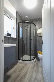 Poppy's Place Luxury Tiny Home With Secluded  Patio, Hot Tub - Image 2