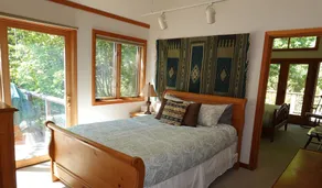 Waterfront cottage with tidelands, creek and waterfall! - Image 3