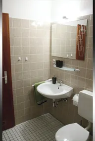 The apartment is located in the immediate vicinity of the world-famous \"Festspielhaus\"  - Image 3