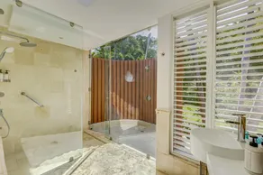 Corales 60 - State-of-the-art Villa - Image 2