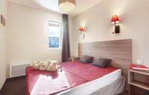 Lejlighed de Montagne avec Wi-Fi GRATUIT + Accès Piscine et Sauna - Image 3