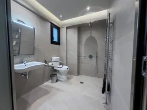 Three Peaks Elevated Stay - Image 3
