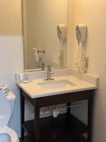 Sandalwood Studios & Suites - Image 5