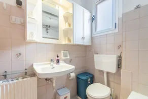Appartement 'Lotus 5' avec vue sur la mer, Wi-Fi et climatisation - Image 2