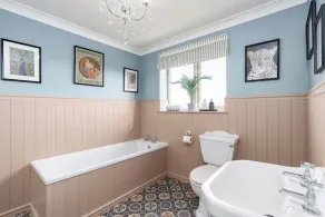 Cute 2 bedroom cottage on the outskirts of Doncaster - Image 5