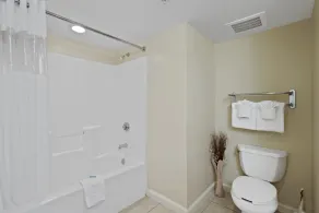 3BR- 15th floor- Oceanview North Front Corner Condo - Image 4