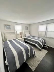 Avalon BEACH BLOCK 2 Bedroom Condo with POOL East Unit / Sleeps 4 - Image 4