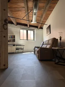 Inviting apartment near multiple ski resorts - Image 5