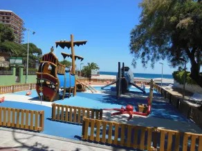 Appartement 2 ch. avec parking privée, piscine,  tres près de  la mer. - Image 2