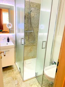 BESOTEL Mettmann- 20 Wohnungen 2 Standorte 35 Schlafzimmer 29 Badezimmer 52 Betten für 73 Gäste - Image 4