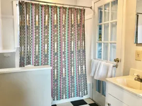 The St Augustine Tiny House!  Walk to everything in town - Image 2